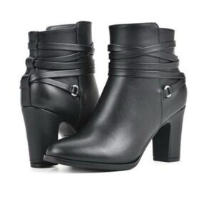 WHITE MOUNTAIN Women's Shoes Teaser Block Heel Bootie Size 10 NEW # K548